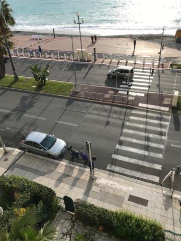 91 Promenade Des Anglais Le Stellamar Nice Exteriör bild